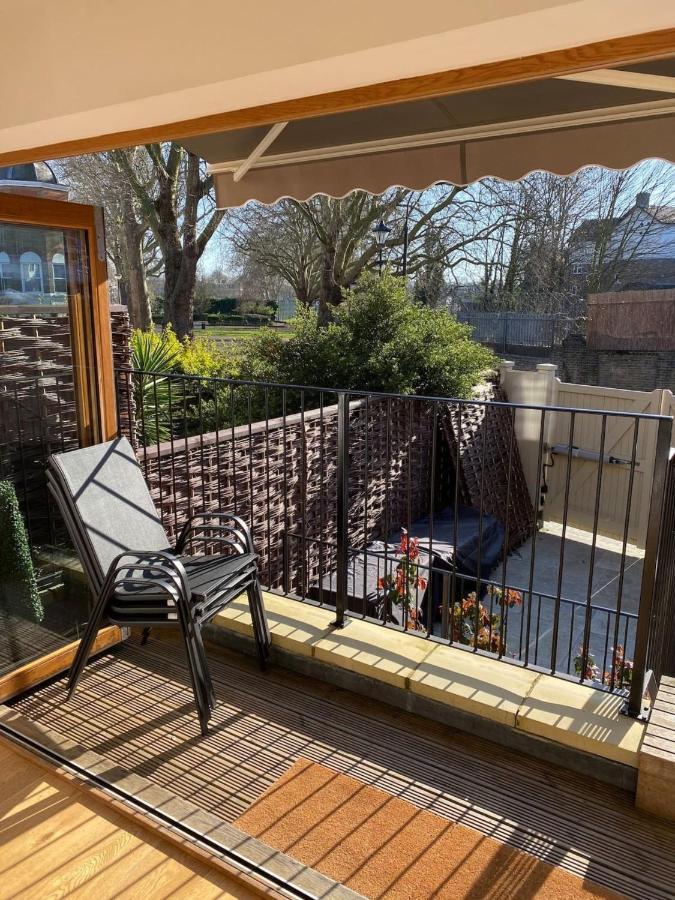 Luxury 2 Bed Apartment With Sw Facing Terrace London Exterior foto